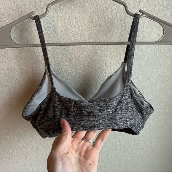 Alo Yoga Alosoft Lounge Keyhole Bra - Picture 4 of 7